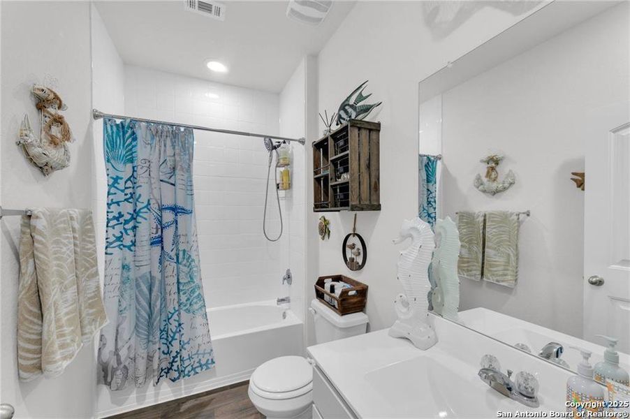 Furnished interior view inside a new home in Swenson Heights, Seguin (Image 5).