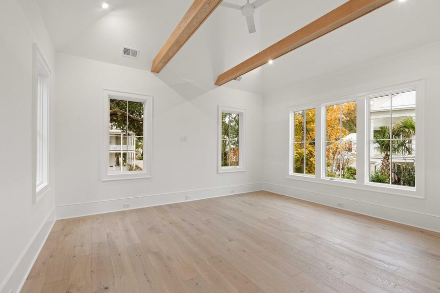 Spacious, unfurnished interior of a new home in , Mount Pleasant (Image 26).