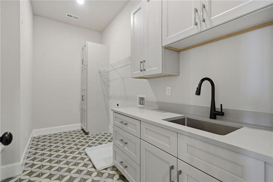 Furnished interior view inside a new home in , Gainesville (Image 16).