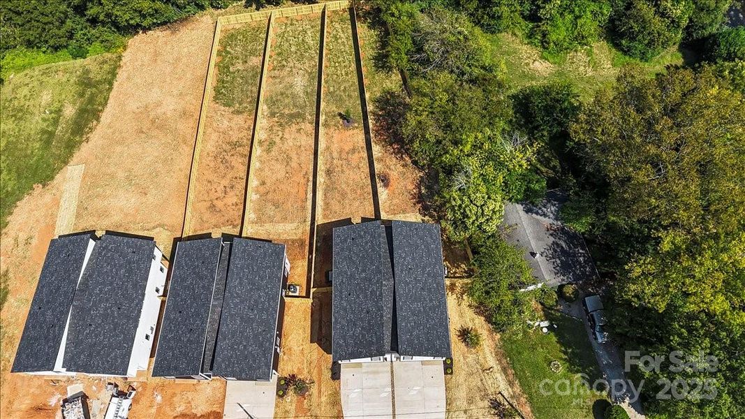 Image 25 of a home in .