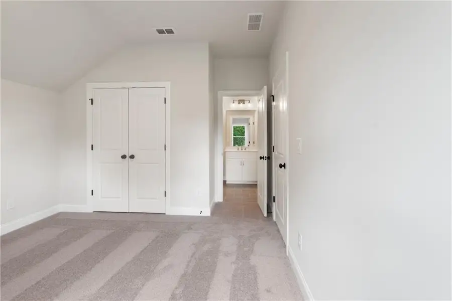 Spacious, unfurnished interior of a new home in Promenade at Sawnee Village, Cumming (Image 22).
