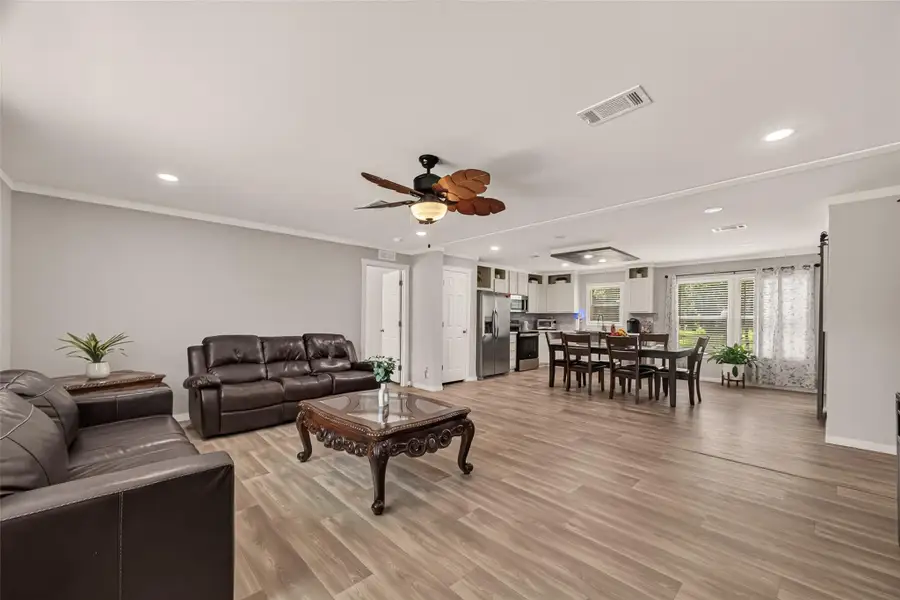 Furnished interior view inside a new home in , Baytown (Image 6).