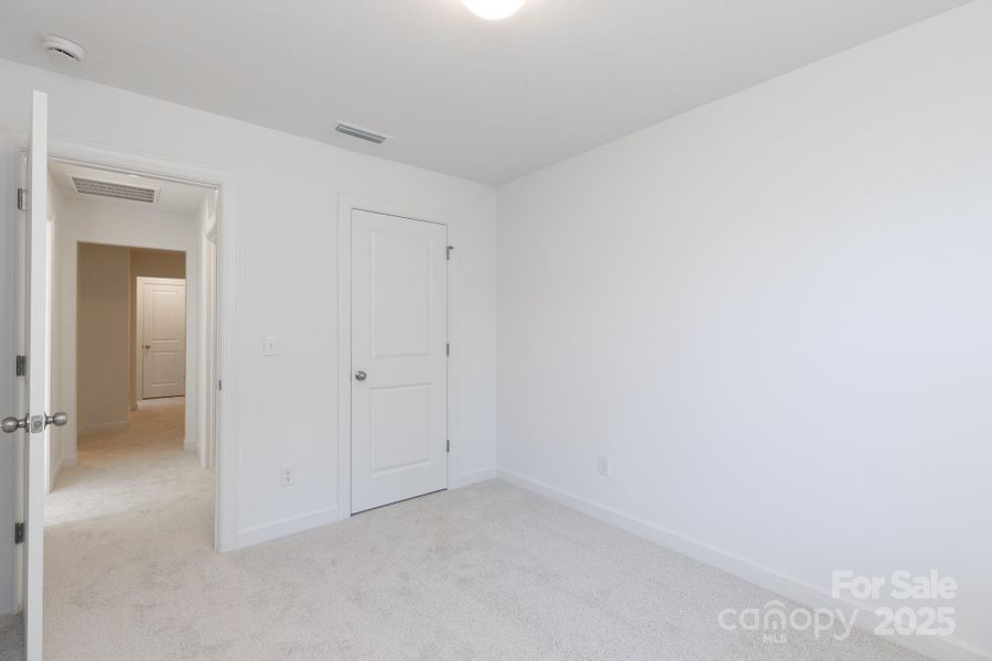 Spacious, unfurnished interior of a new home in , Charlotte (Image 16).