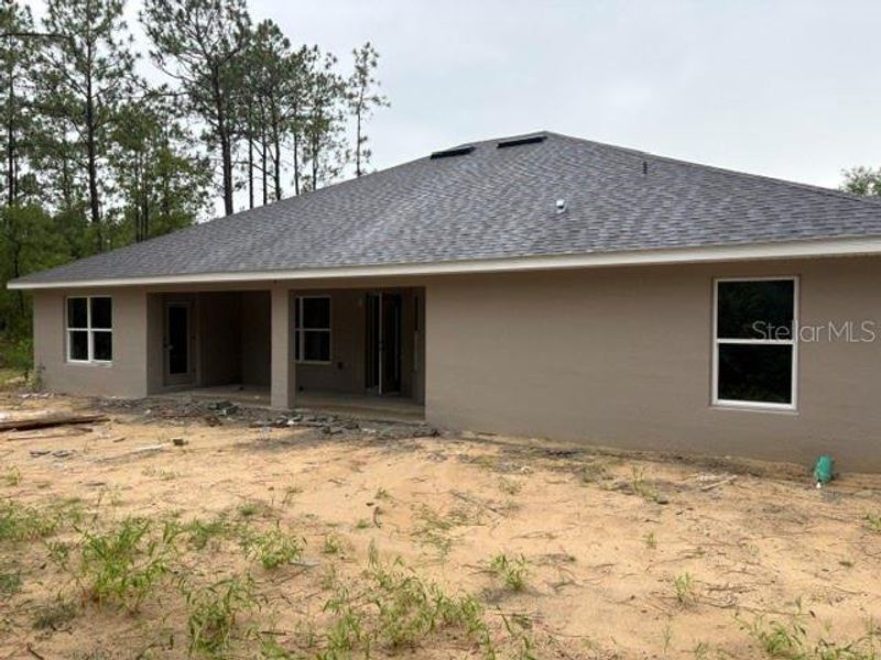 Exterior details and patio area of a home in , Ocala (Image 1). Exterior details and patio area of a home in , Ocala (Image 1).