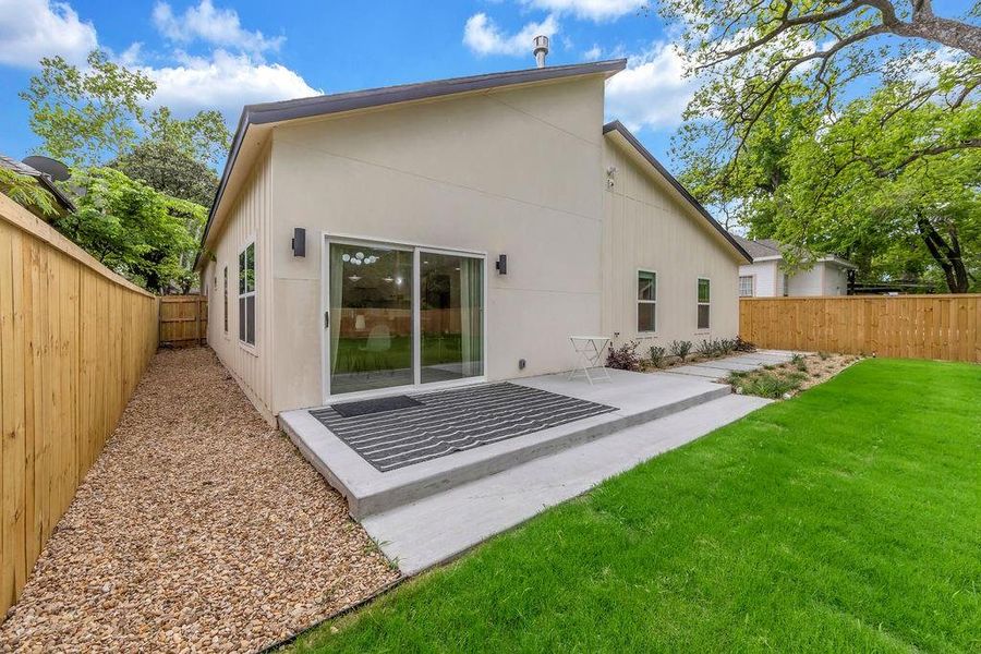 Exterior details and patio area of a home in , Dallas (Image 27).