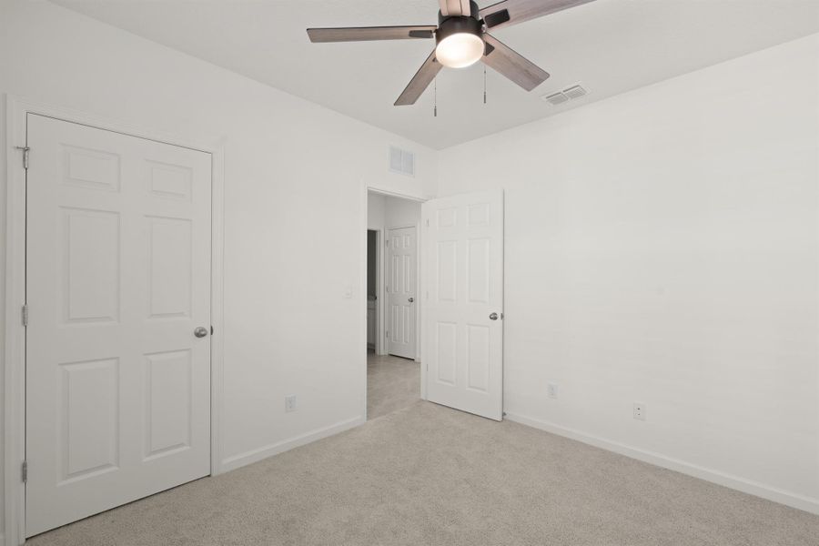 Spacious, unfurnished interior of a new home in Central Park 40s, Port St. Lucie (Image 24).