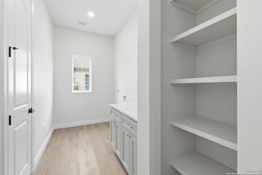 Image 44 of a home in .