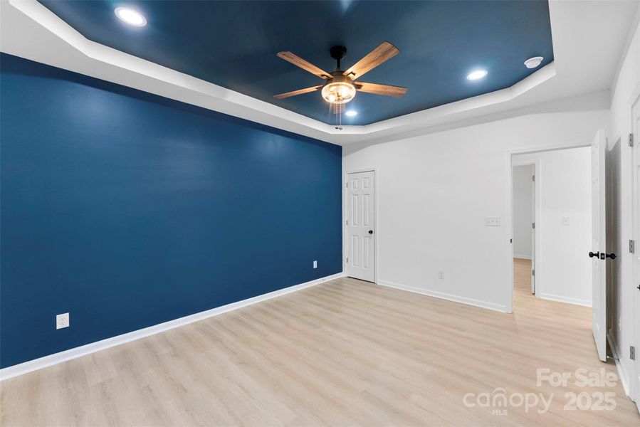 Spacious, unfurnished interior of a new home in , Cherryville (Image 32).