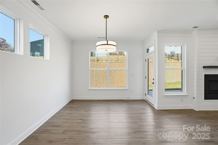 Spacious, unfurnished interior of a new home in Summerlin, Mooresville (Image 30).