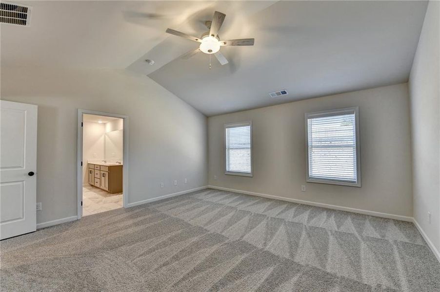 Spacious, unfurnished interior of a new home in , Dacula (Image 16).