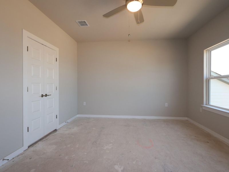 Image 17 of a home in Estancia West.