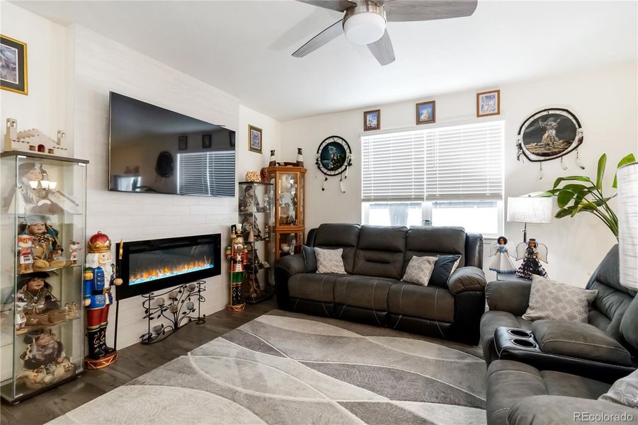 Furnished interior view inside a new home in , Castle Rock (Image 13). Furnished interior view inside a new home in , Castle Rock (Image 13).