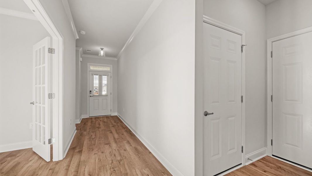 Spacious, unfurnished interior of a new home in Oak Ridge Meadows, Locust Grove (Image 18).