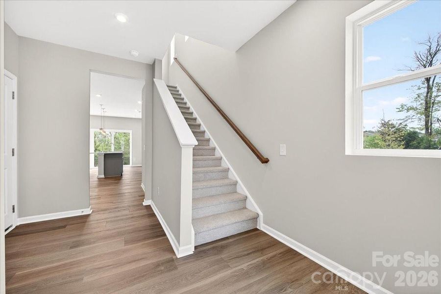 Foyer with end unit window Foyer with end unit window
