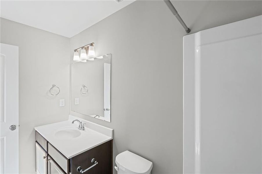 Furnished interior view inside a new home in Twin Lakes, Hoschton (Image 6). Furnished interior view inside a new home in Twin Lakes, Hoschton (Image 6).