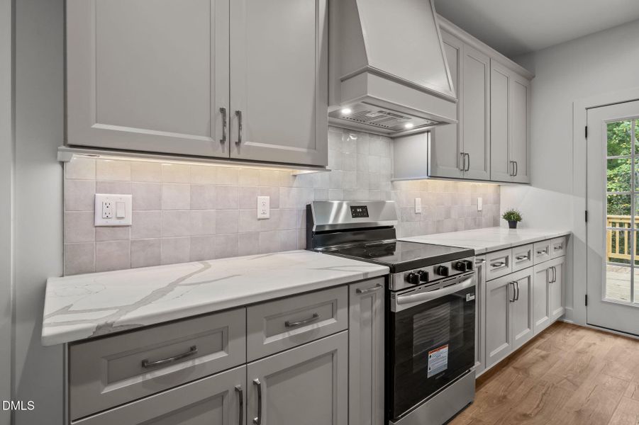 30-web-or-mls-P1086973