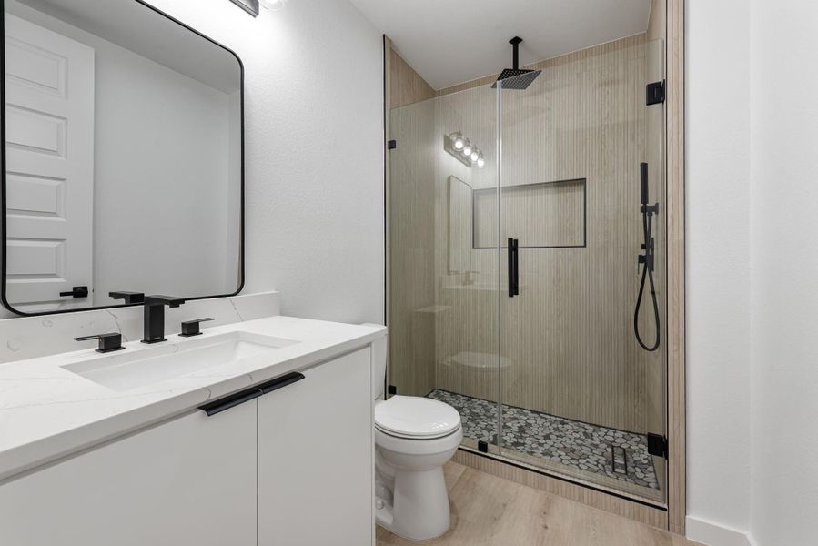 Furnished interior view inside a new home in , Anderson (Image 10).