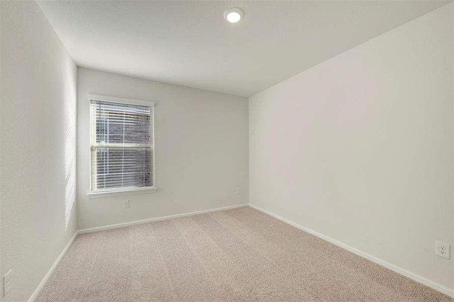 Spacious, unfurnished interior of a new home in The Preserve, Justin (Image 30).