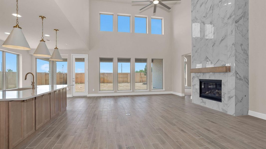 Spacious, unfurnished interior of a new home in Legacy Prairie at Katy Court, Katy (Image 8).