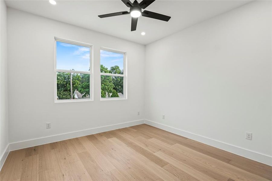 Spacious, unfurnished interior of a new home in , Dallas (Image 22).