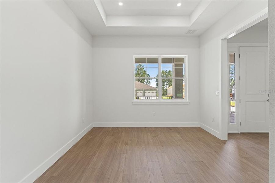 Spacious, unfurnished interior of a new home in Southern Hills Plantation, Brooksville (Image 17). Spacious, unfurnished interior of a new home in Southern Hills Plantation, Brooksville (Image 17).