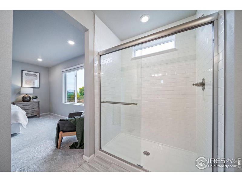 Furnished interior view inside a new home in Thompson River Ranch, Johnstown (Image 14).