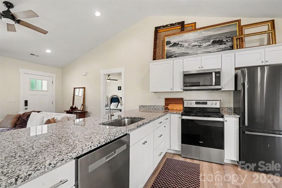 Stainless appliances Stainless appliances