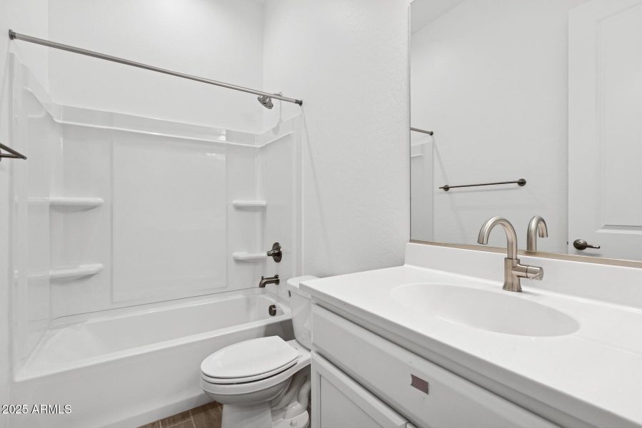 Homesite82-018 Homesite82-018