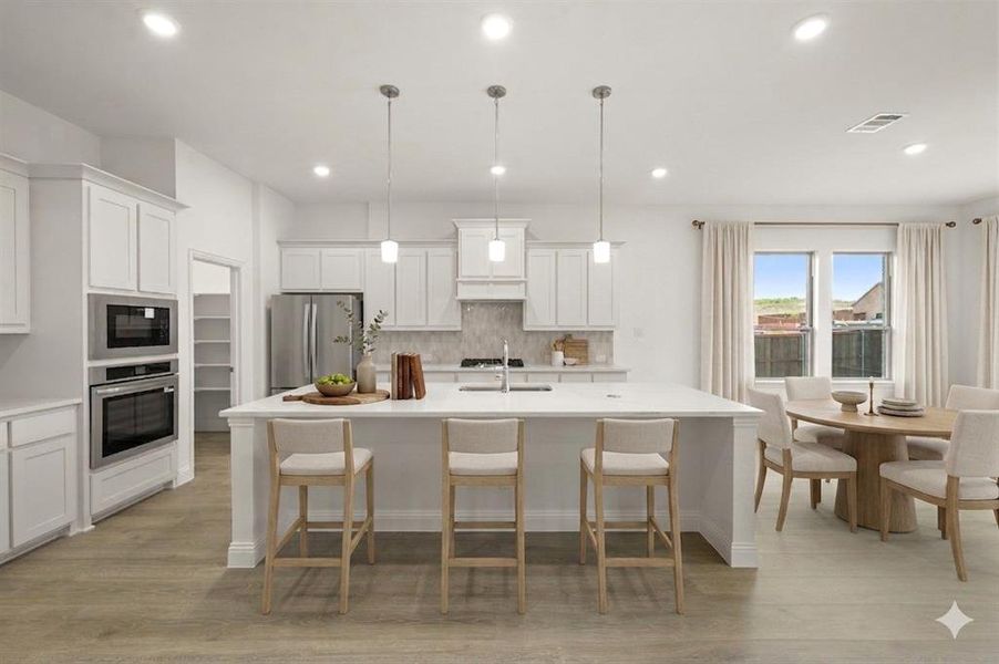 4304 Knight St - Kitchen VS 4304 Knight St - Kitchen VS
