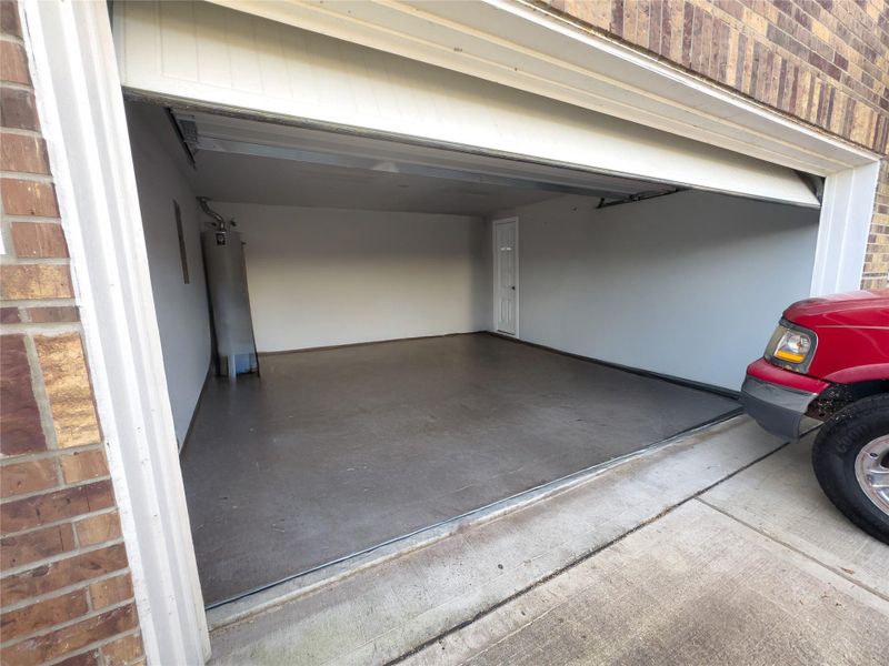 Spacious Garage