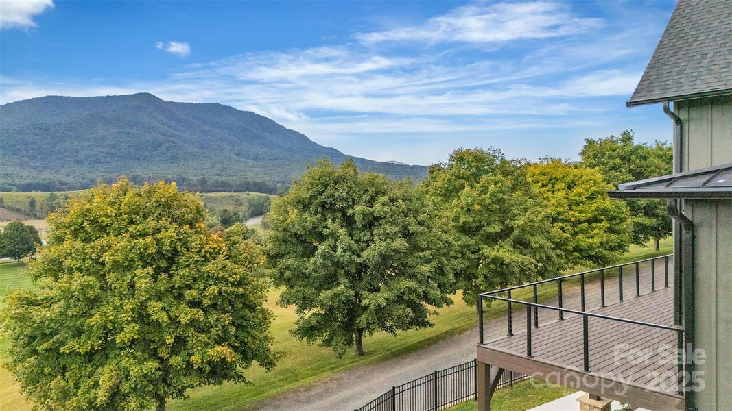 Image 36 of a home in .