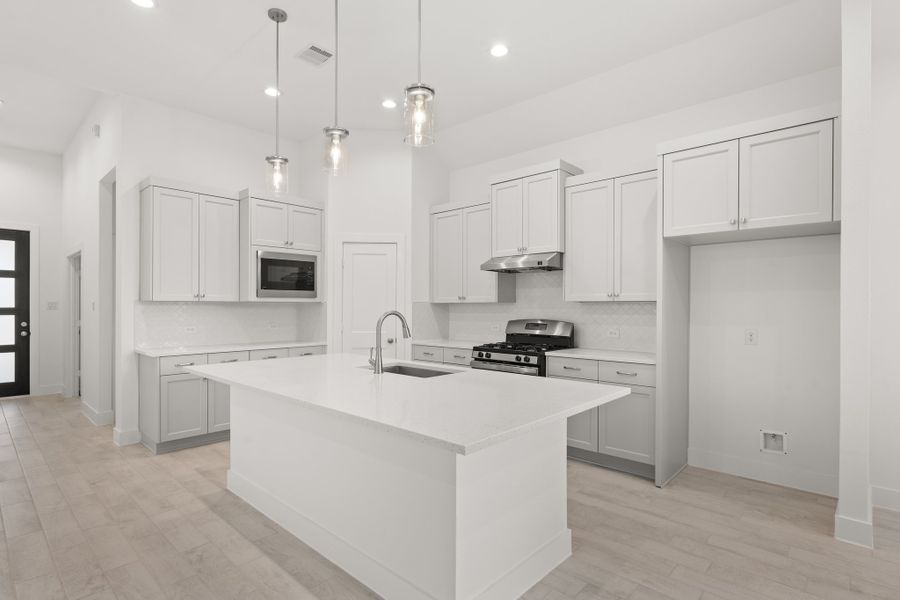 Furnished interior view inside a new home in Riceland, Mont Belvieu (Image 7).