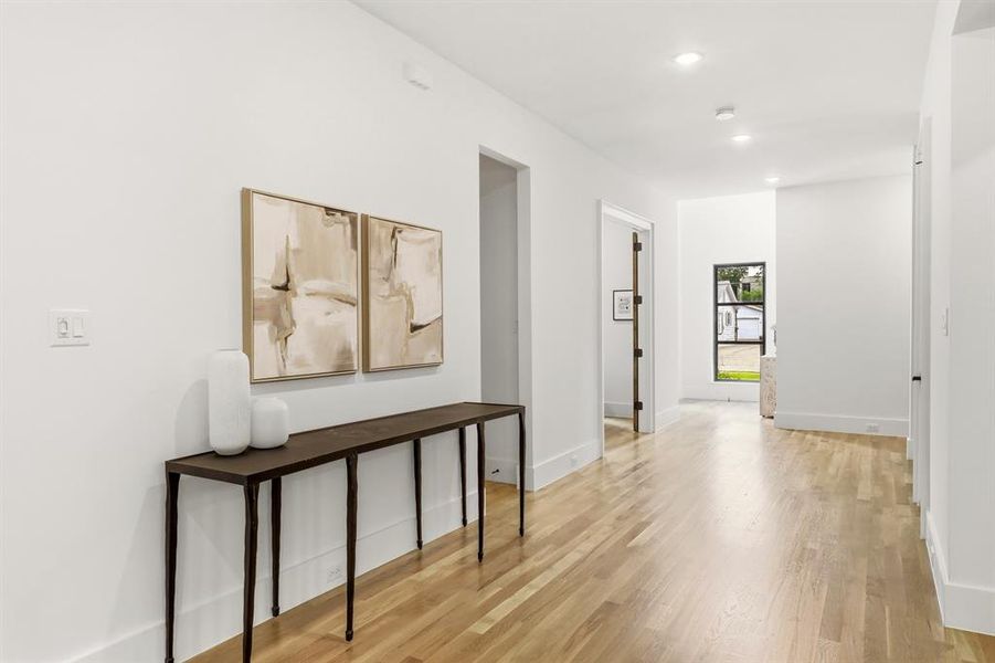 Furnished interior view inside a new home in , Dallas (Image 39).