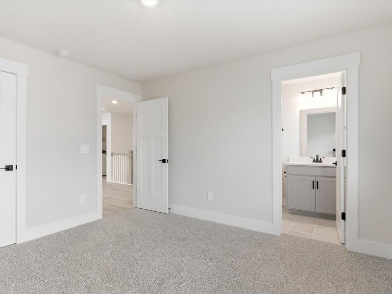 Spacious, unfurnished interior of a new home in Cedar Shoals - Signature Collection, Piedmont (Image 18).