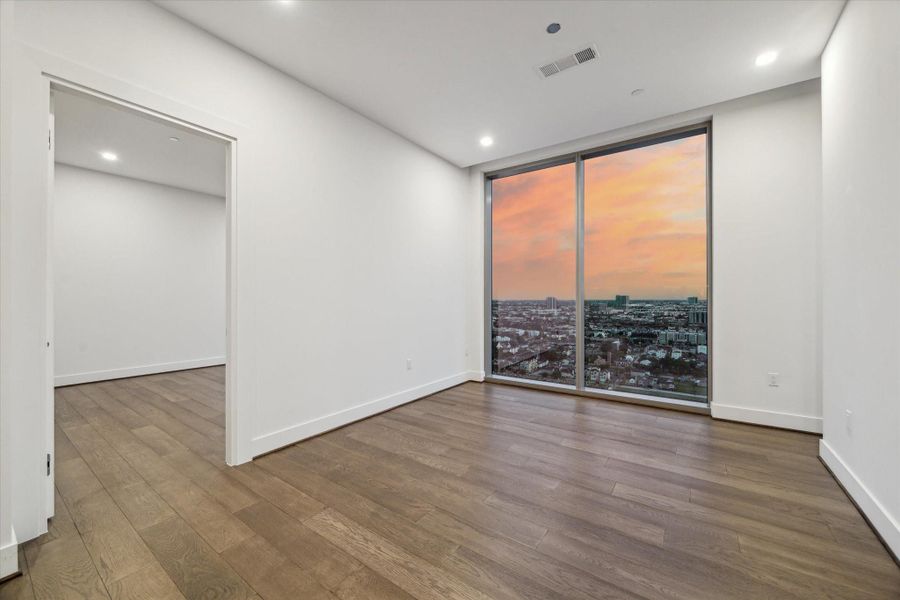 Spacious, unfurnished interior of a new home in Residences At The Allen, Houston (Image 20). Spacious, unfurnished interior of a new home in Residences At The Allen, Houston (Image 20).