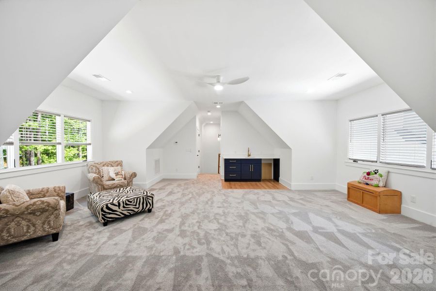 Image 44 of a home in .