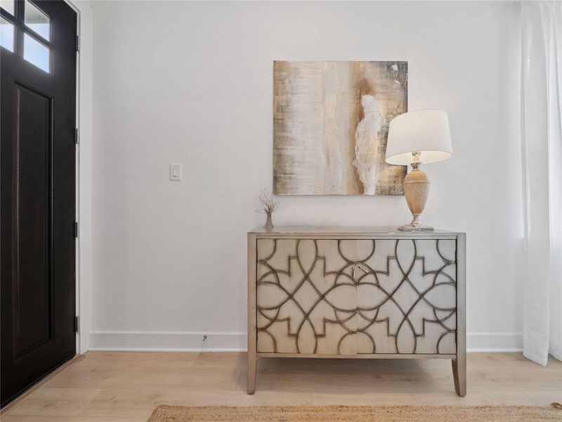 Welcoming foyer (*Photo not of actual home and used for illustration purposes only.)