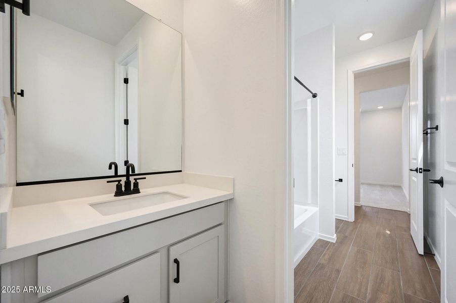 PHX_Tyler Ranch_Lot 2055_Pacific_24191_B