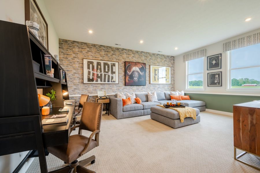 Representative furnished interior of a home built from the Avery by Fischer Homes in Twin Lakes, Hoschton (Image 54).