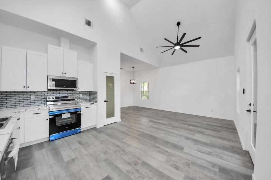 Furnished interior view inside a new home in , Baytown (Image 3).