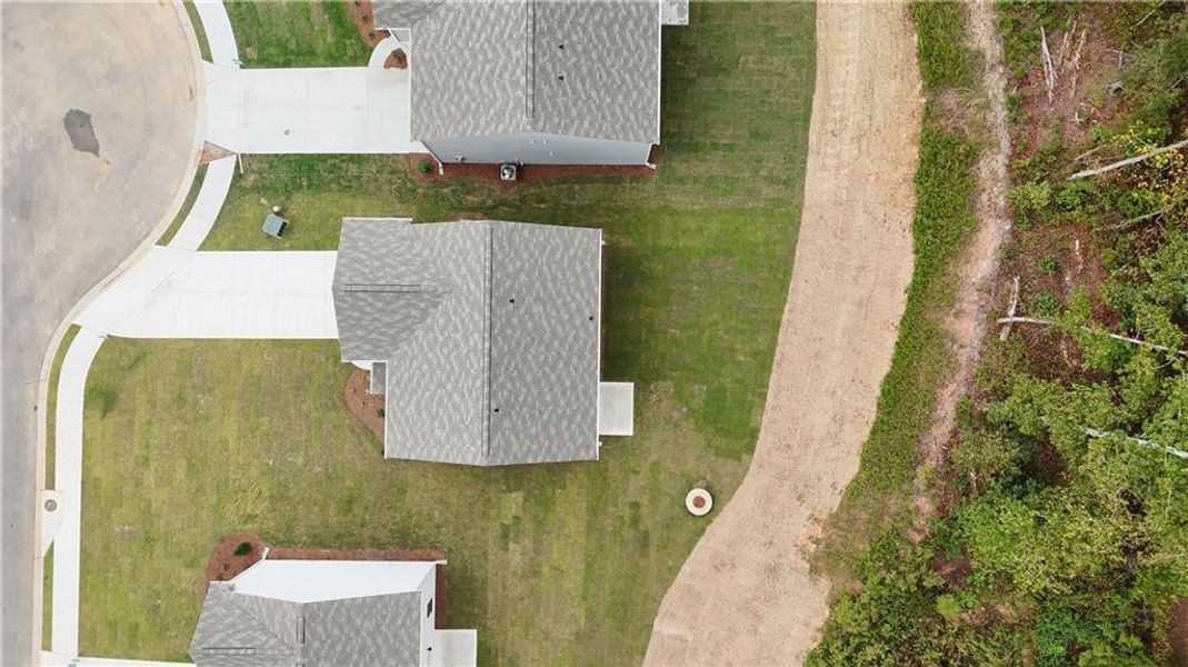 Image 14 of a home in Casteel.