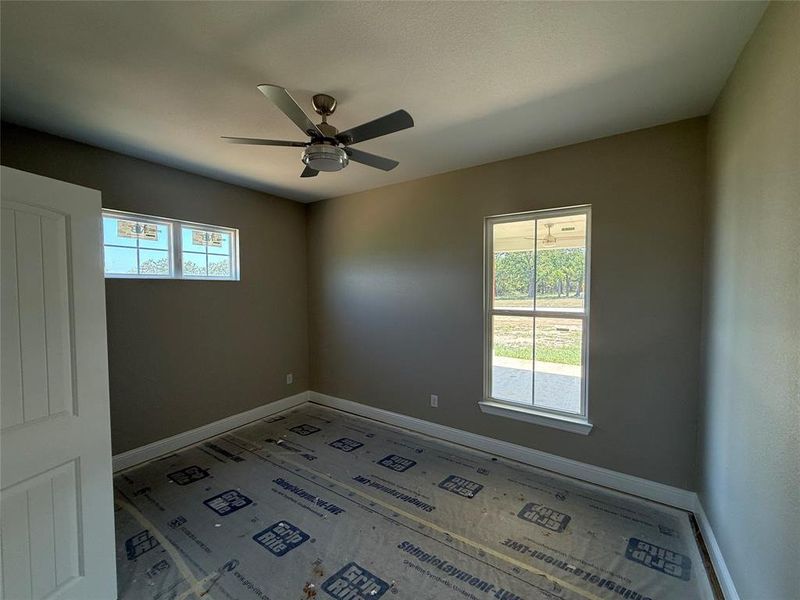 Spacious, unfurnished interior of a new home in , Paradise (Image 12).