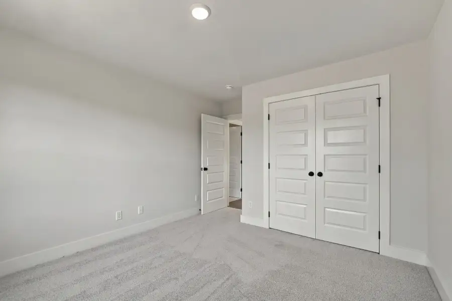 Bright and Comfortable Guest Bedroom