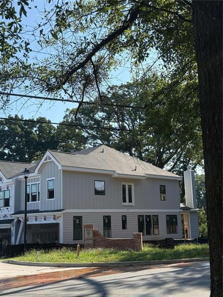 Image 14 of a home in .