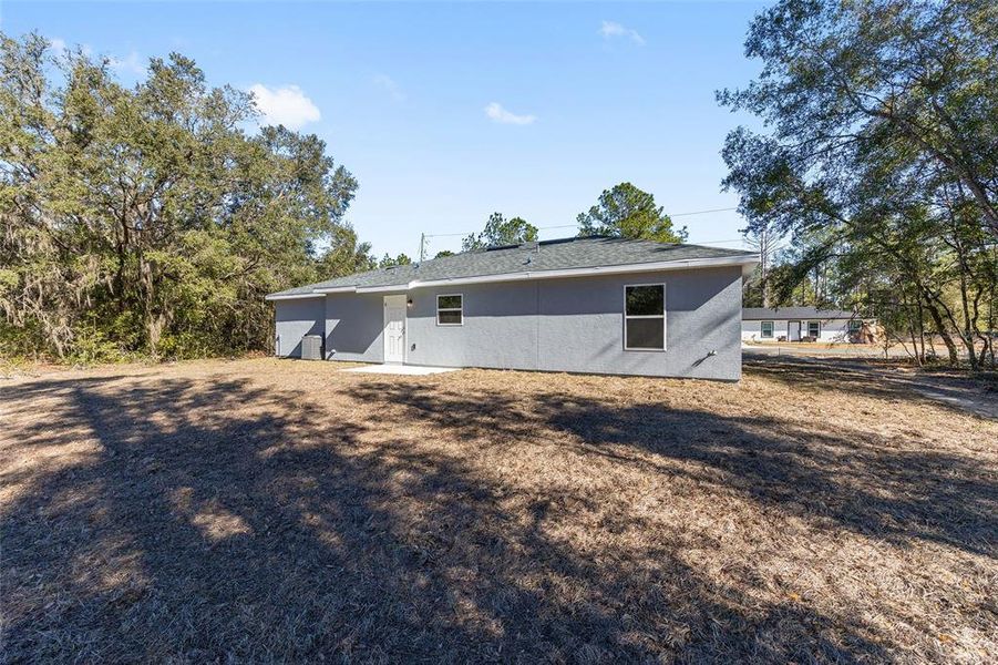 Exterior details and patio area of a home in , Ocala (Image 23).