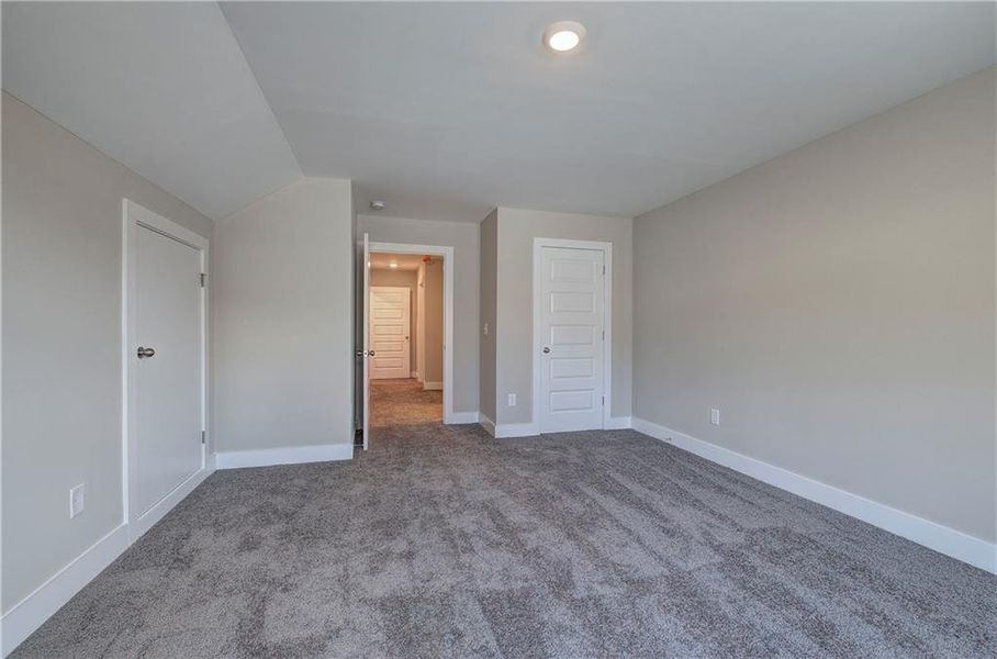 Spacious, unfurnished interior of a new home in , Cartersville (Image 47).