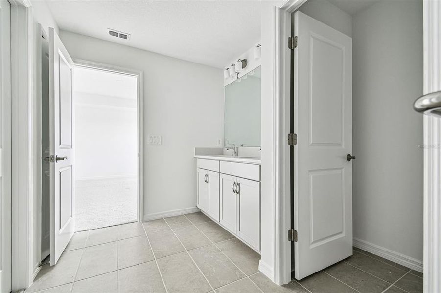 Furnished interior view inside a new home in Southpointe, Palmetto (Image 13).