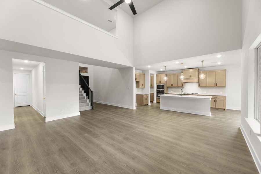 Spacious, unfurnished interior of a new home in Somerset Park, Rockwall (Image 14). Spacious, unfurnished interior of a new home in Somerset Park, Rockwall (Image 14).