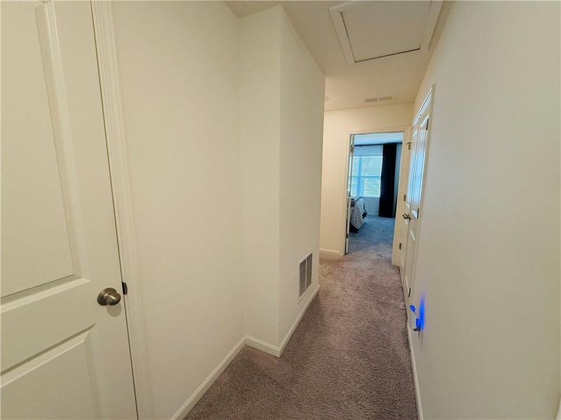 Spacious, unfurnished interior of a new home in , Palmetto (Image 13).