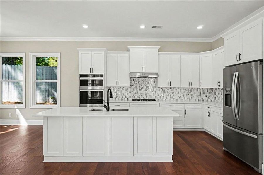Furnished interior view inside a new home in , Hapeville (Image 5).